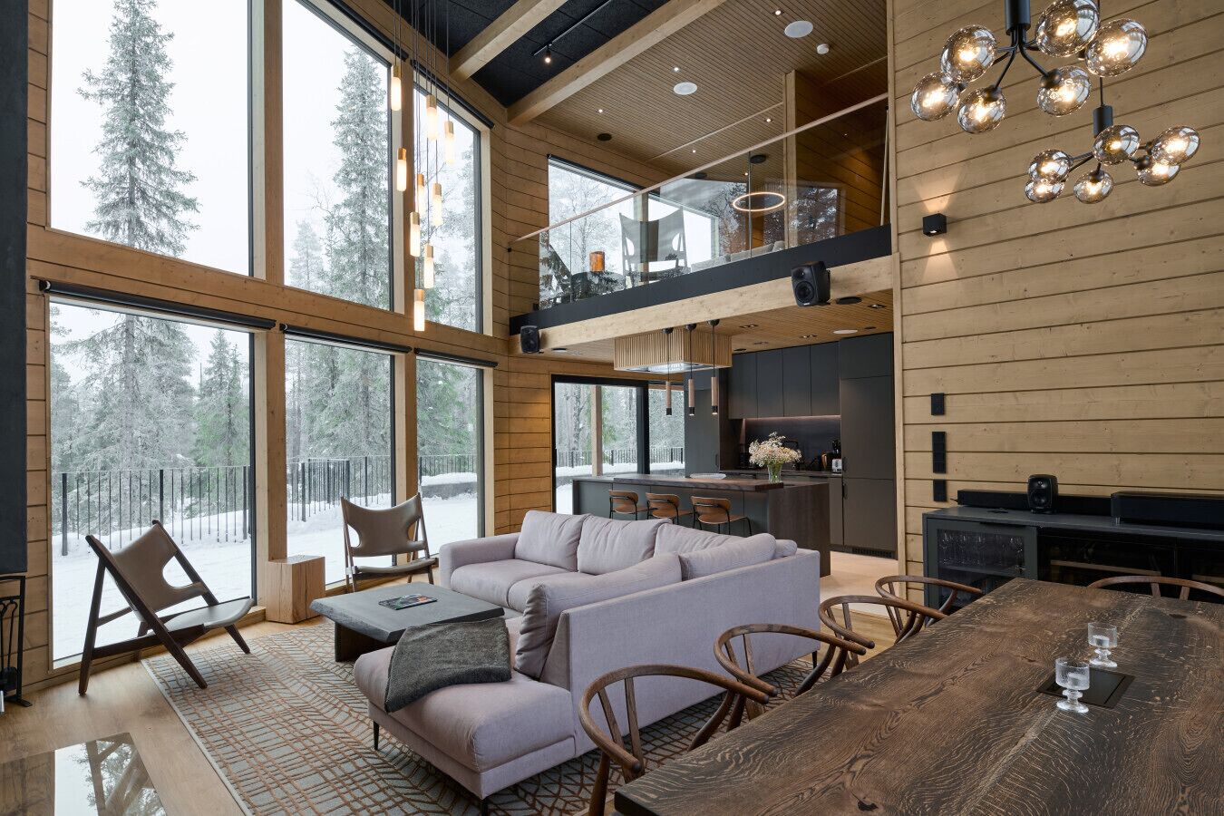 TV, fireplace, stereo