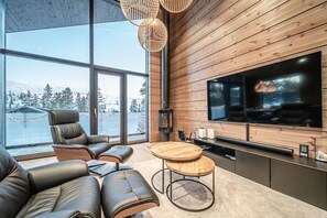 Télévision, cheminée