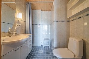 Hair dryer, towels - Ursa Major by Aavalevi Holidays (Levi)