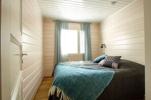 3 sovrum, strykjärn/strykbräda, gratis wi-fi och sängkläder