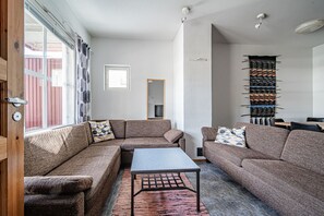 Fernseher, Kamin