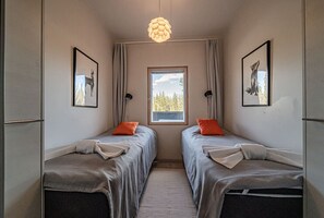 Bügeleisen/Bügelbrett, kostenloses WLAN, Bettwäsche