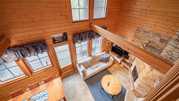 Télévision, cheminée