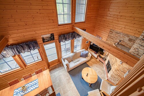 Villa Alpine Eagle by Aavalevi Holidays