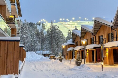 Ski Chalet C23 by Aavalevi Holidays, Ski-in/out