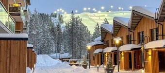 Ski Chalet C23 by Aavalevi Holidays, Ski-in/out