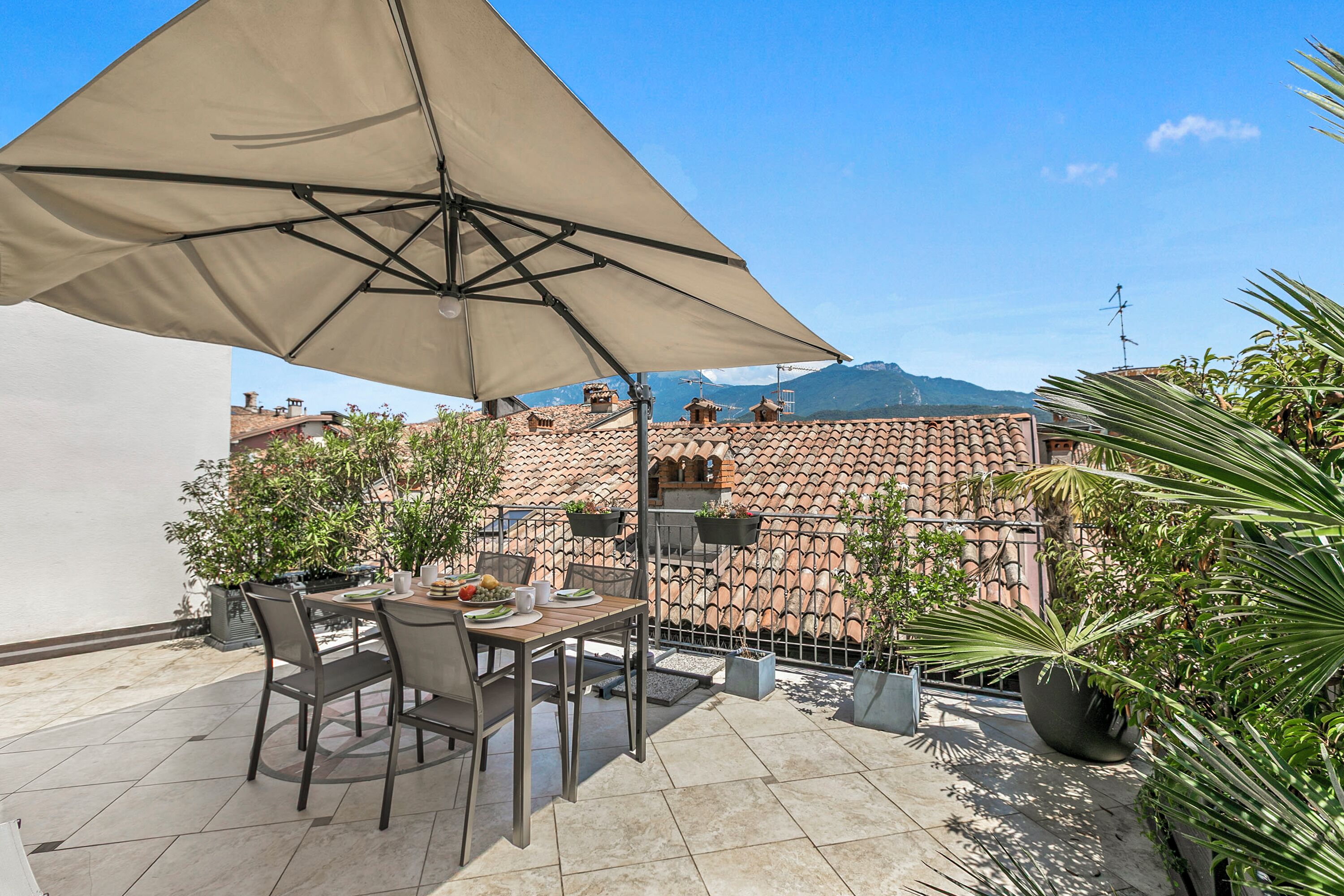 Family Apartment, Multiple Bedrooms (Riva's Rooftop Retreat) | Outdoor dining