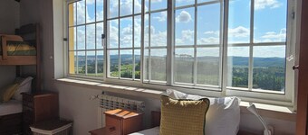 Casa do Moinho, between the Lagoon and Óbidos Castle