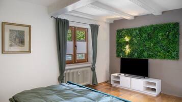 2 Schlafzimmer, Bügeleisen/Bügelbrett, WLAN, Bettwäsche