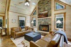 Smart TV, fireplace, stereo