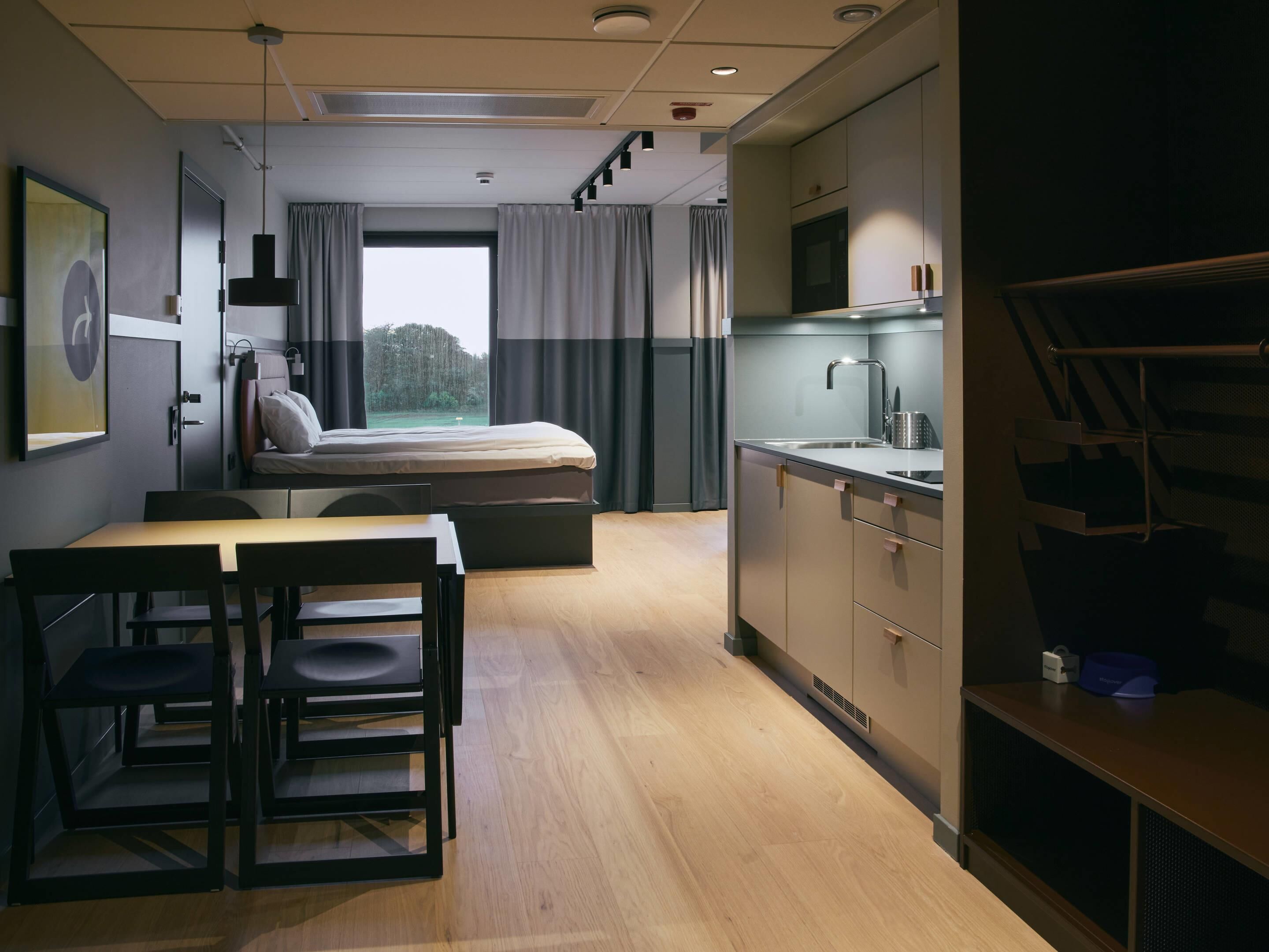 Familierom, flere senger, ikke-røyk (Efficiency King) | Barnesenger, wi-fi (inkludert) og sengetøy