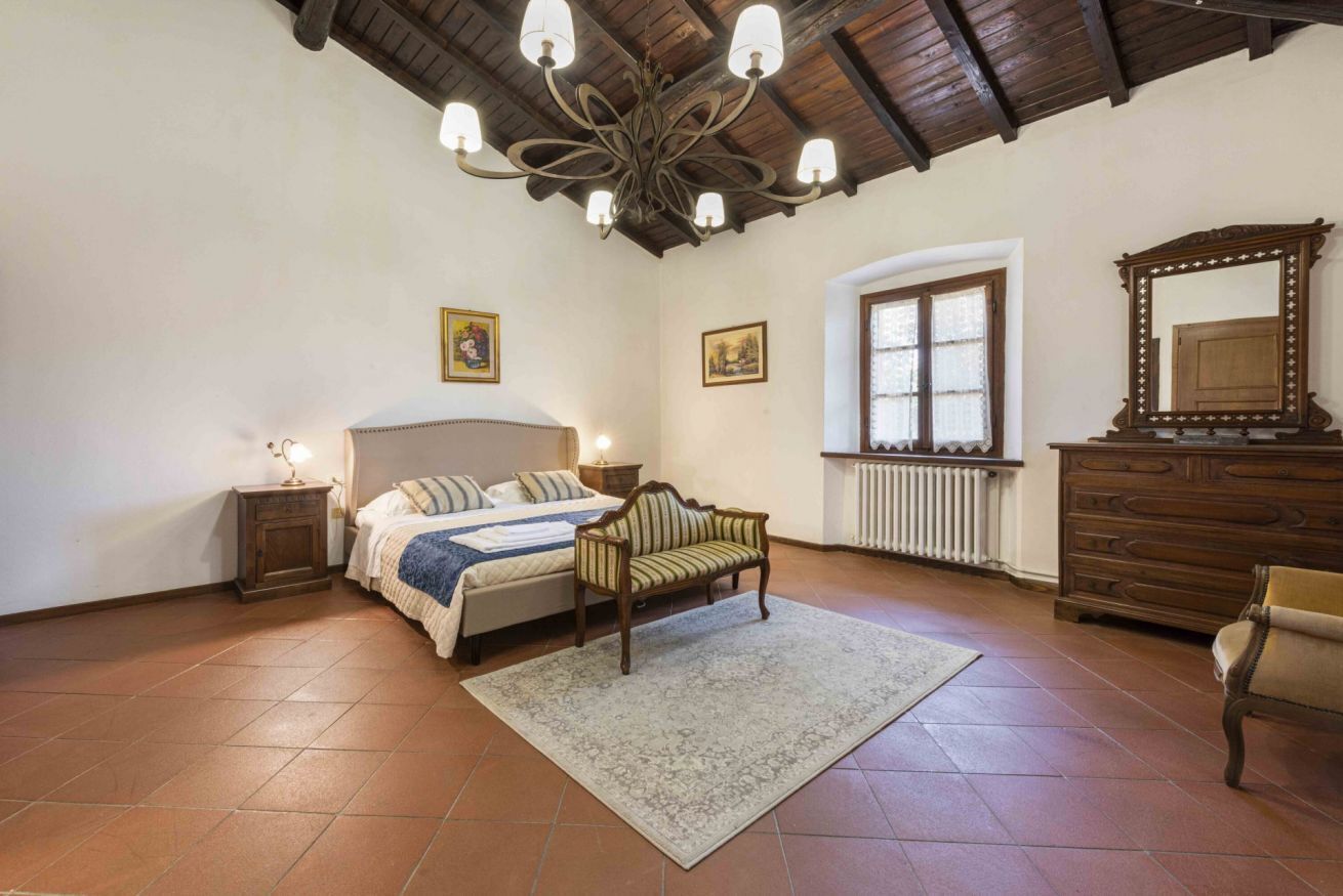 5 Schlafzimmer, Bügeleisen/Bügelbrett, kostenloses WLAN, Bettwäsche