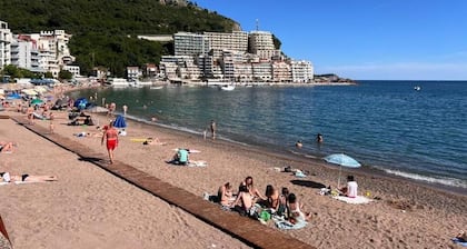 Beachfront Holiday home