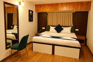 Deluxe Double Room | Iron/ironing board, free WiFi, bed sheets - Amber by The Tamarillo (Ooty)