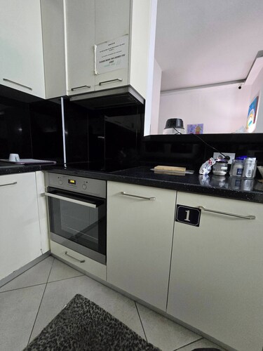 Room-2- Twin Room With City View