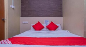Free WiFi, bed sheets