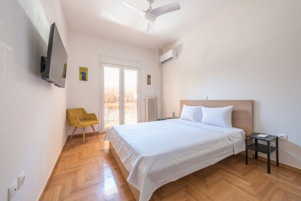 1 Schlafzimmer, Schreibtisch, Bügeleisen/Bügelbrett, WLAN