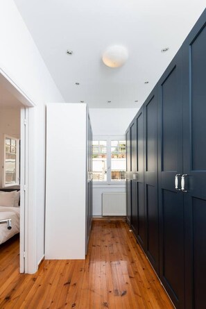 Interior - Peaceful and Spacious Penthouse w/ 2 Bedrooms and Lots of Daylight (Athina)