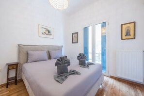 2 室のベッドルーム、デスク、アイロン / アイロン台、WiFi