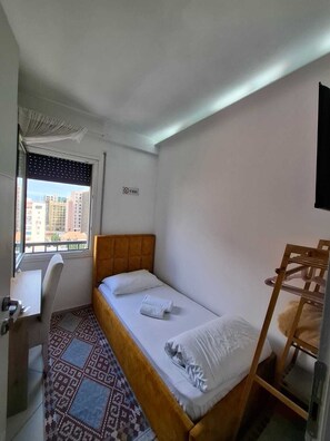 Shared Dormitory, 1 Bedroom, Smoking, Balcony | 1 bedroom