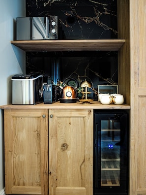 Suite, City View | Coffee and/or coffee maker -  Lovelace Suites by Threads of Time Hotel Bruges (Bruges)