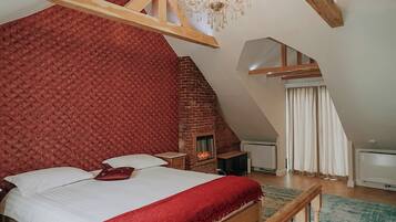 Suite, vue ville | Wi-Fi gratuit, draps fournis