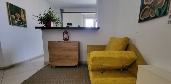 Shared Dormitory, 1 Bedroom, Smoking, Balcony | Living room - Room-1single Room With Balcony and City (Tirana)