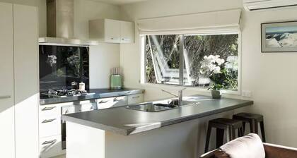 Retreat in Mangere Bridge