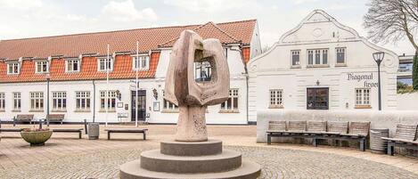 House | Point of interest