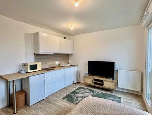 1 chambre, bureau, fer et planche Ă repasser, Wi-Fi gratuit