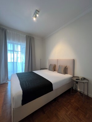2 Schlafzimmer, Bügeleisen/Bügelbrett, WLAN, Bettwäsche