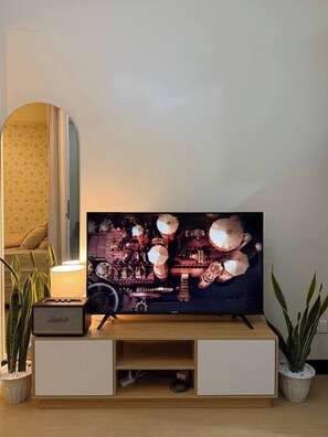 Condo, 1 Bedroom, Accessible | Room amenity