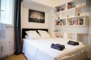4 chambres, fer et planche à repasser, Wi-Fi, draps fournis