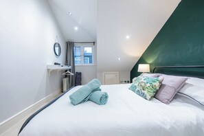 1 soverom, strykejern/-brett, wi-fi og sengetøy