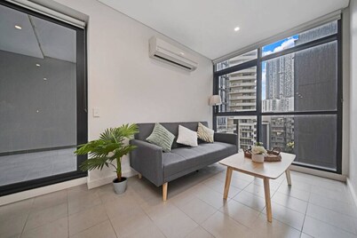 Parkes Street Convenient Two-Bedroom