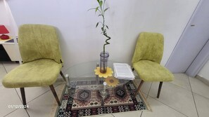 Shared Dormitory, 1 Bedroom, Smoking, Balcony | Interior