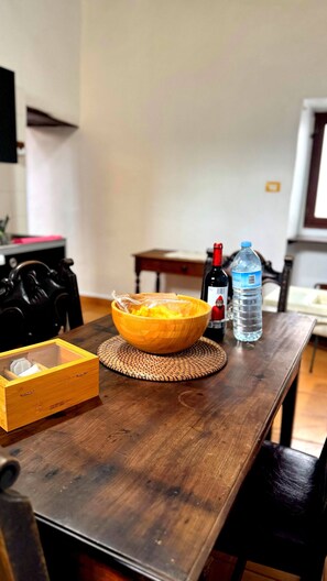 House, 1 Bedroom, Accessible, City View | Dining