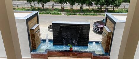 Fachada de la propiedad