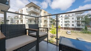 Apartamento (27A) | Balcón