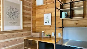 Olive Cottage, Non Smoking, Private Bathroom | Private kitchenette