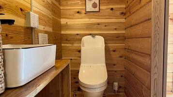 Olive Cottage, Non Smoking, Private Bathroom | Bathroom | Shower, free toiletries, hair dryer, slippers