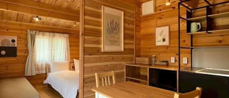 Olive Cottage, Non Smoking, Private Bathroom | Free WiFi, bed sheets