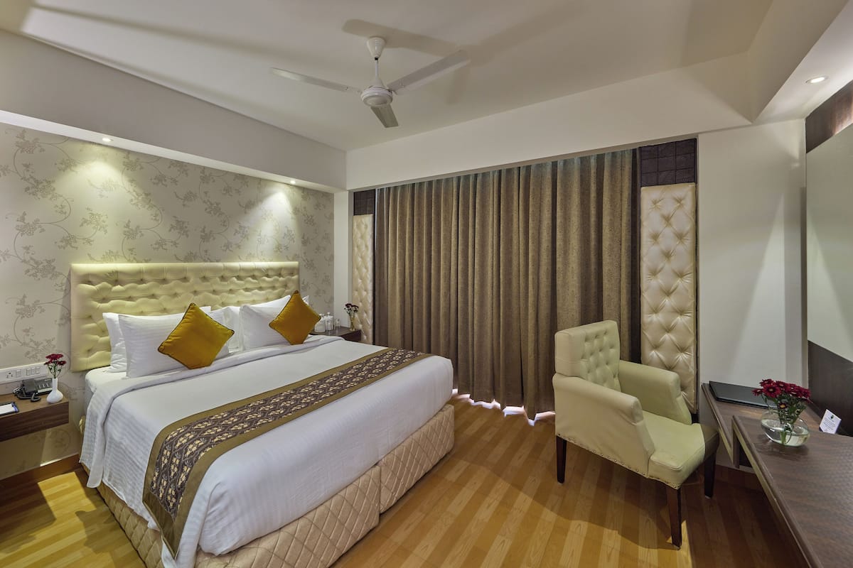 Junior Double Room