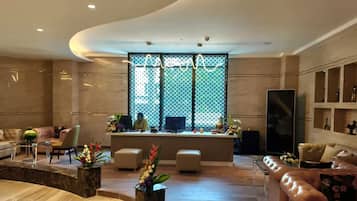 Sala de estar en el lobby