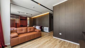 Deluxe Double Room | In-room safe, blackout curtains, iron/ironing board, free WiFi