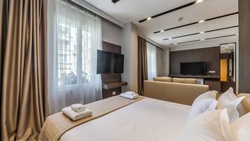 Deluxe-Doppelzimmer | Zimmersafe, Verdunkelungsvorhänge, Bügeleisen/Bügelbrett