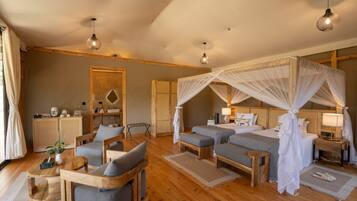 Mini-bar avec articles gratuits, coffres-forts dans les chambres, bureau