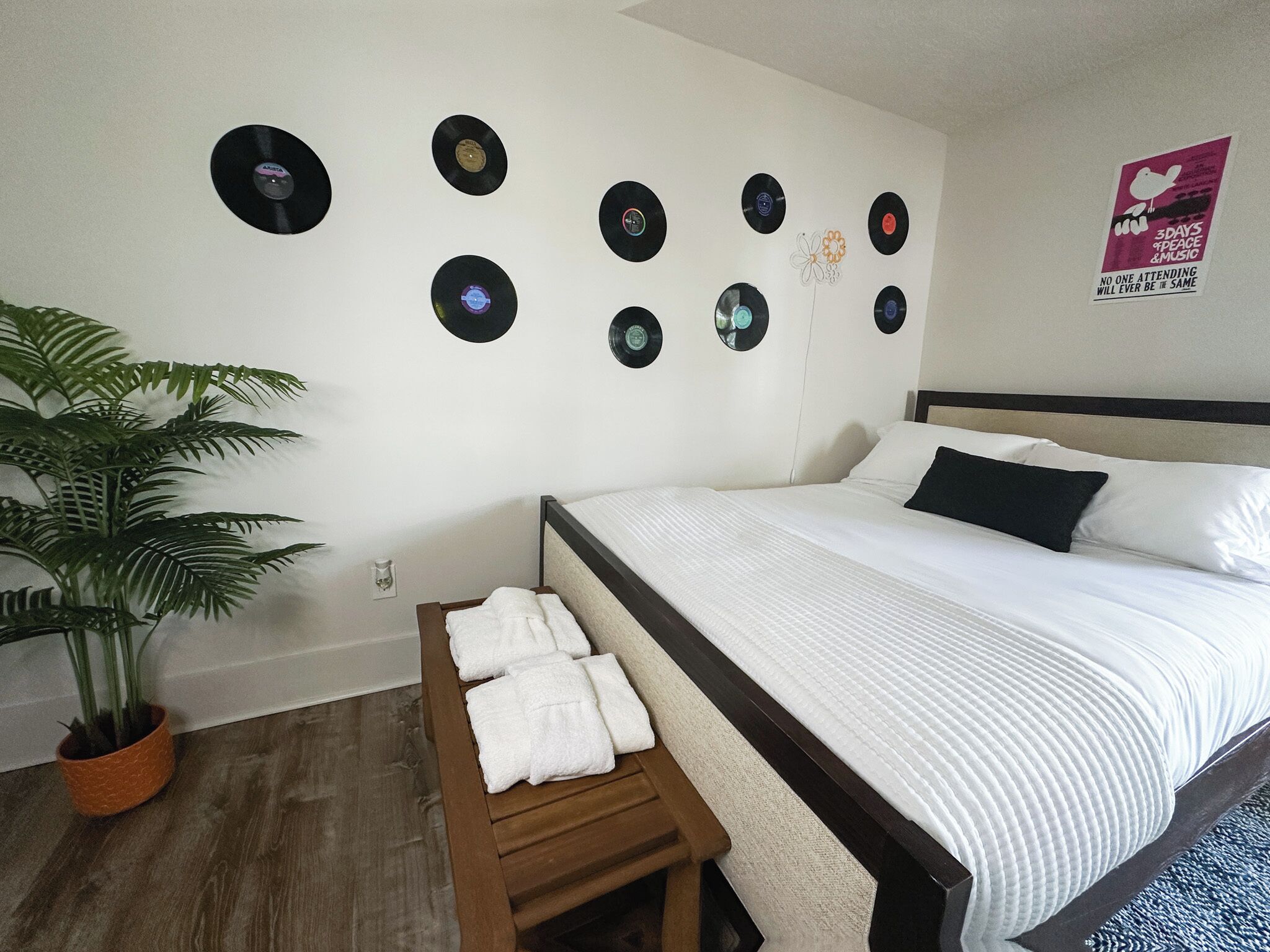 1 bedroom, WiFi, bed sheets