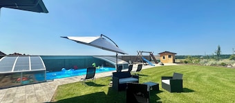 Spacious HOUSE&POOL&GARDEN in South Bohemia