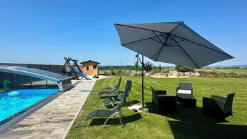 Ulkouima-allas, lämmitetty uima-allas